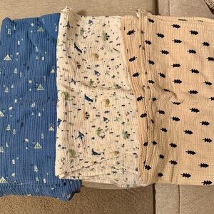 Cloud Island Muslin Baby Blanket Set - Blue, Cream, Tan